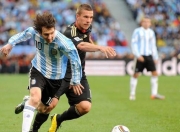 斯内德谈2010年金球奖：梅西是当年的世界最佳，的简单介绍