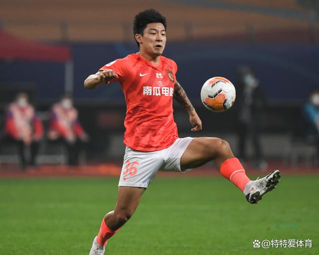 九游体育-中超-何超乌龙送礼恩里克中点玉昆2-1逆转河南(玉昆中超赛程表)
